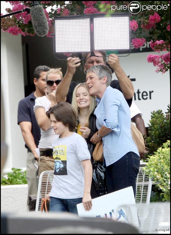 Kristen Bell et Jamie Lee Curtis sur le tournage de  You Again , à Los Angeles le 1er septembre 2009