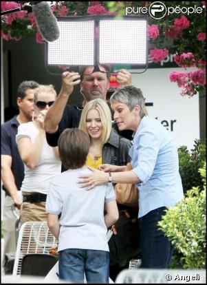 Kristen Bell et Jamie Lee Curtis sur le tournage de  You Again , à Los Angeles le 1er septembre 2009