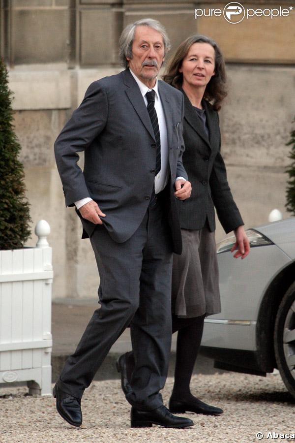 Jean Rochefort et sa femme arrivent à l'Elysée