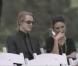 Funérailles de Michael Jackson, le 3 septembre 2009, à Forest Lawn : Macaulay Culkin et Mila Kunis 