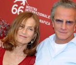 Christophe Lambert et Isabelle Huppert ont présenté  White Material , à l'occasion de la 66e Mostra de Venise, le 6 septembre 2009 !