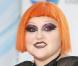 Pour l'extravagante Beth Ditto : Le look Morticia Adams... Ce n'est pas vraiment ça !