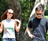 Christina Ricci et son nouveau petit ami se promènent dans Los Feliz le 23 août 2009