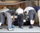 Les biens de Michael Jackson, contenus dans sa maison à Holmby Hills, sont transportés dans de gros camions pour être vendus aux enchères. 10/09/09