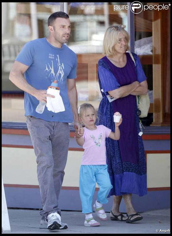 (JOUR 1) Violet n'en revient pas : 