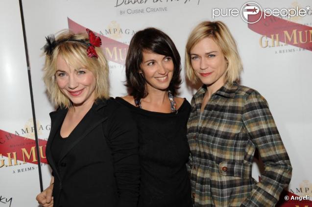 Julie Depardieu, Zabou Breitman et Marie-José Croze lors du Dinner in the Sky
