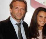 Stéphane Freiss et sa femme, François Sarkozy et César Giron et son épouse lors du Dinner in the Sky