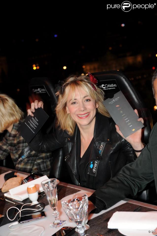 Julie Depardieu lors du Dinner in the Sky