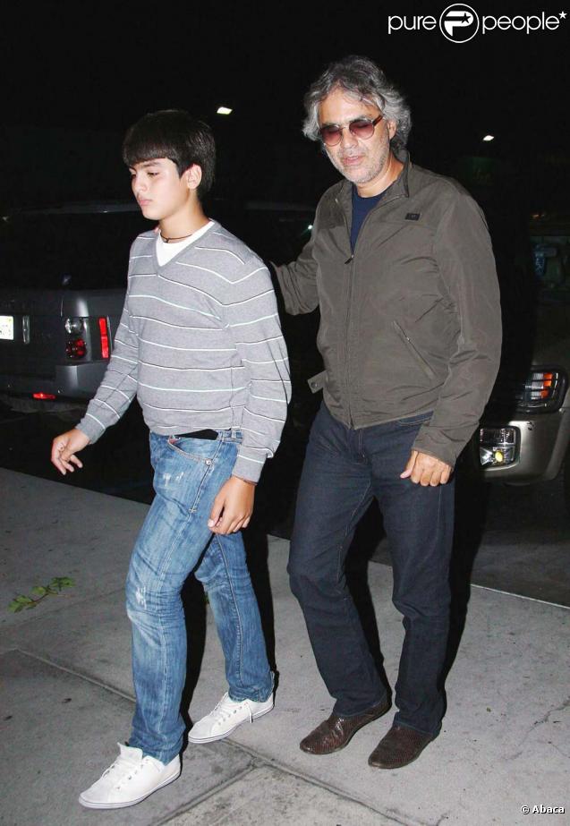 Andrea Bocelli et son fils à Malibu le 13 septembre 2009 