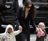 Angelina Jolie, Shiloh et Zahara 