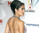 Salma Hayek, radieuse au possible hier lors des Alma Awards à Los Angeles