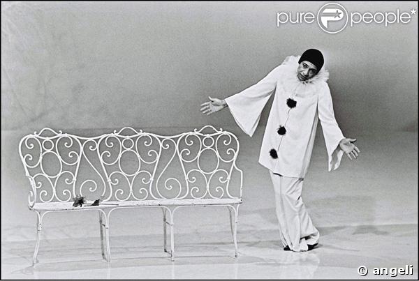 Henri Salvador en Pierrot lors d'une émission télé : c'était il y a près de 50 ans...