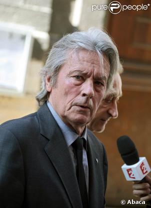 Alain Delon sera au coeur de  Strass et Voyous 