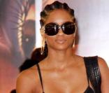 Ciara fait son shopping à Beverly Hills, le 22 septembre 2009