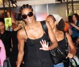 Ciara fait son shopping à Beverly Hills, le 22 septembre 2009