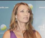 Jane Seymour à Barcelone pour la conférence européenne sur le traitement de l'arthrite le 22 septembre 2009