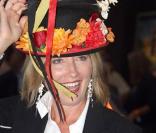 Emma Thompson hier soir à Londres pour la première de  Morris : a life with bells on .