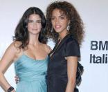Noémie Lenoir et sa copine Shermine Shahrivar au gala de l'amfAR organisé dans le cadre de la Fashion Week milanaise. 28/09/09