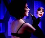 Dita Von Teese pose pour la nouvelle collection Wonderbra