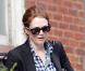 Julianne Moore ne lâche décidément plus... sa chemise à carreaux de fermière !