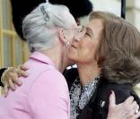 La reine Sofia d'Espagne accueillie par la reine Margrethe et son époux Henrik