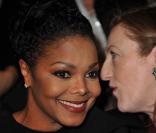 Janet Jackson au défilé Lanvin lors de la Fashion Week parisienne le 2 octobre 2009 à la Halle Freyssinet