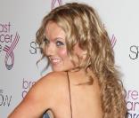 Geri Halliwell lors d'un défilé pour la lutte contre le cancer du sein à Londres le 7 octobre 2009