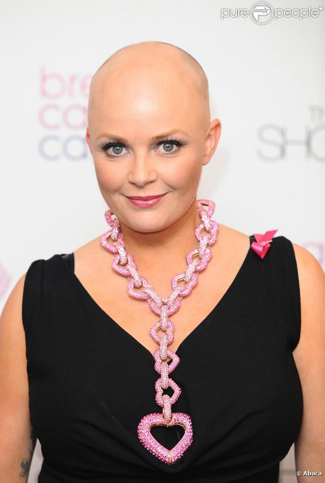 Gail Porter lors d'un défilé pour la lutte contre le cancer du sein à Londres le 7 octobre 2009
