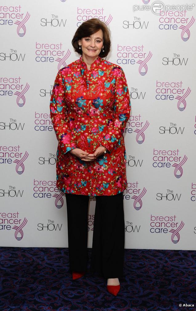 Cherie Blair lors d'un défilé pour la lutte contre le cancer du sein à Londres le 7 octobre 2009