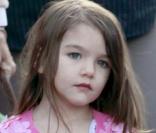 Katie Holmes passe l'après-midi avec sa mère Kathleen Holmes et sa petite Suri Cruise à Boston le 7 octobre 2009