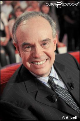 Frédéric Mitterrand à l'enregistrement de Vivement Dimanche, le 7 octobre 2009 (diffusion le 11 octobre 2009)