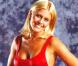 On a retrouvé Nicole Eggert, en surpoids... pour une auto-parodie d'Alerte à Malibu ! Enorme !