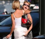 Cindy dans Paris avec sa copine Maria et son copain