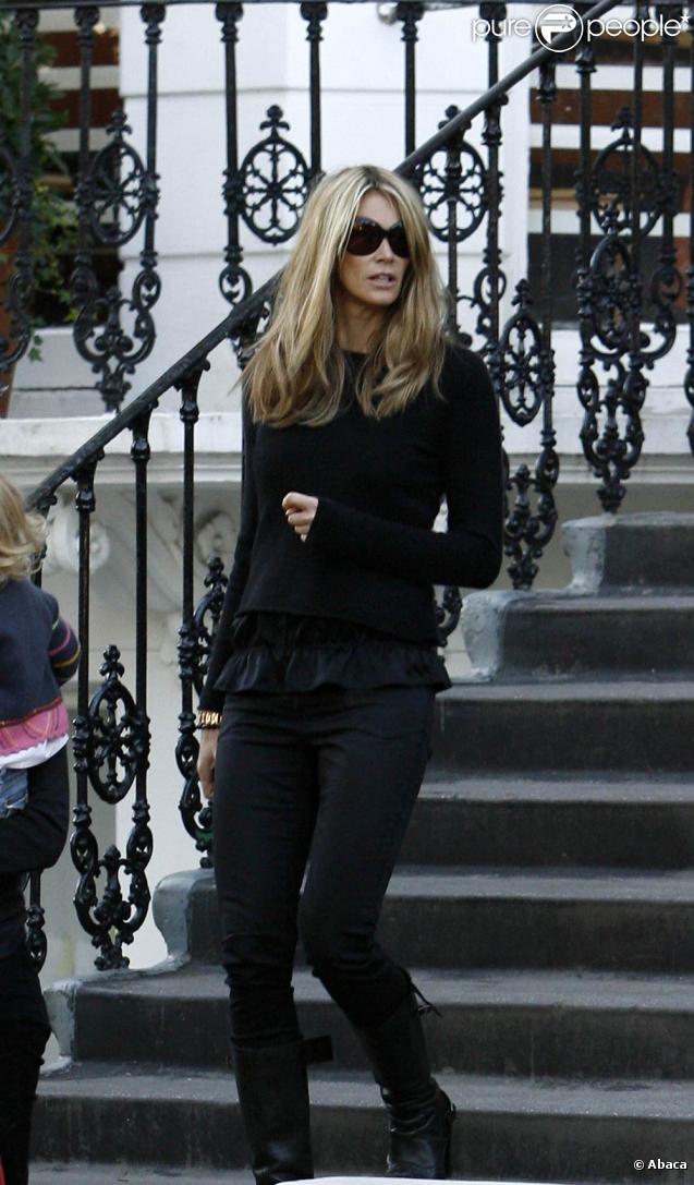 Elle MacPherson à Londres, le 12 octobre 2009