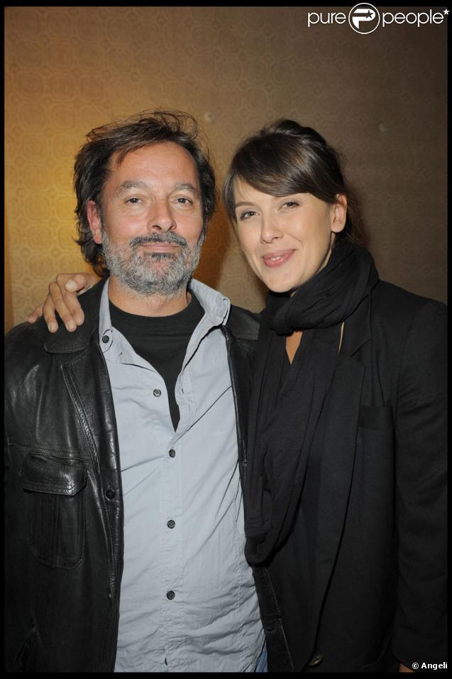 Christophe Alévêque et Serena Reinaldi lors du spectacle au théâtre Déjazet de Gregory Charles à Paris le 12 octobre 2009
