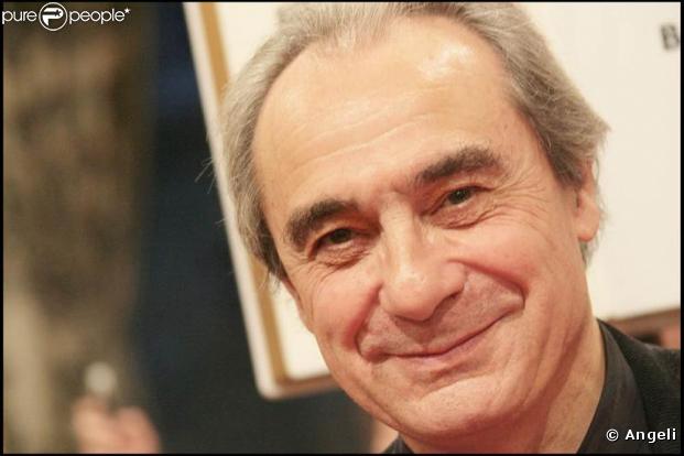 Si Jean-Louis et Bernard Debré - fils de Michel Debré - ne se ressemblent pas, ils sont pourtant jumeaux ! Apparemment la politique chez eux, c'est une histoire de famille !