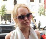 Lindsay Lohan sort de la boutique Ungaro à Paris fin septembre 2009 