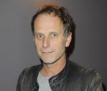Charles Berling lors du show pour les quarante ans de carrière de Nicoletta à L'Alhambra à Paris le 15 octobre 2009