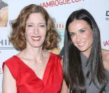 Demi Moore et Laura Day lors de la soirée organisée pour la sortie du livre de Laura Day How To Rule The World From Your Couch' le 19 octobre 2009 à Los Angeles 