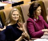 Silvia et Madeleine de Suède au siège de l'ONU à New York pour assister à la conférence sur les abus sexuels et exploitation des enfants: 10 ans de travail le 21 octobre 2009 