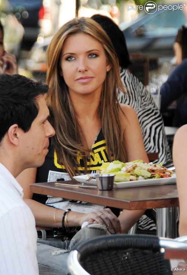 Audrina Patridge et Lo Bosworth sur le tournage de The Hills le 22 octobre 2009 à Los Angeles