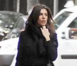 Elisabetta Canalis, à Milan, emmène son chien chez le vétérinaire. Octobre 2009