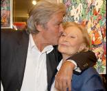 Alain Delon et Michèle Morgan à l'exposition Inclusions et Portraits. 13/10/09