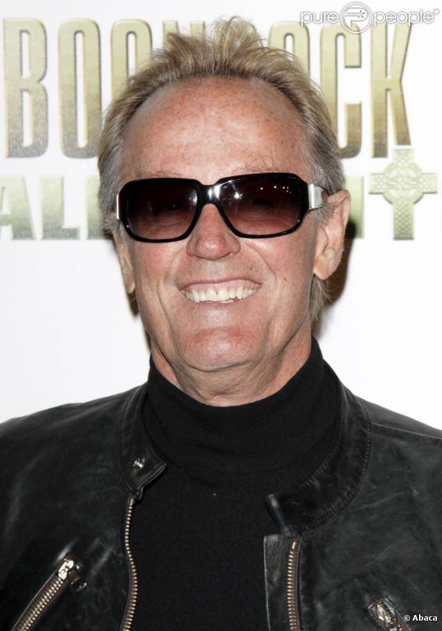 Peter Fonda, à l'occasion de l'avant-première des  Anges de Boston 2 , à l'ArcLight Theatre d'Hollywood, à Los Angeles, le 28 octobre 2009 !