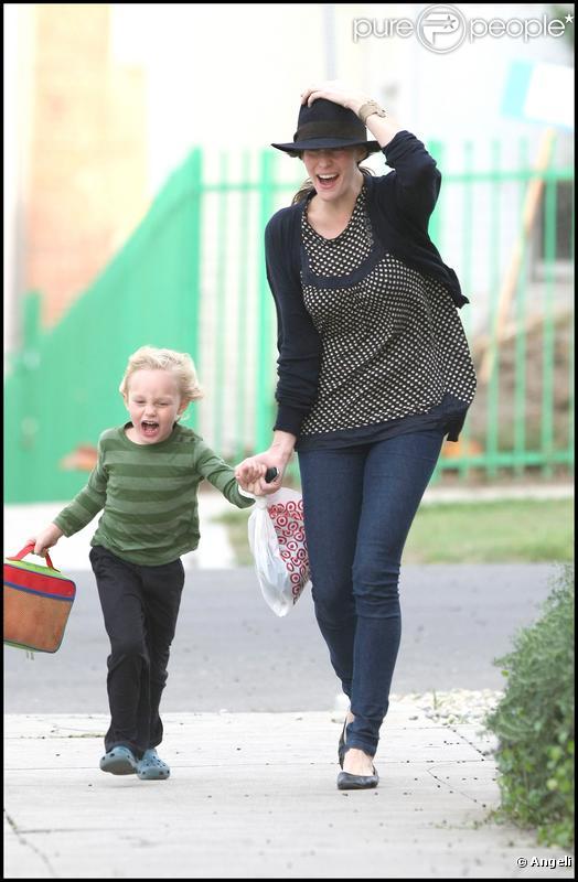 Liv Tyler est allée chercher son fils Milo à l'école le 27 octobre 2009