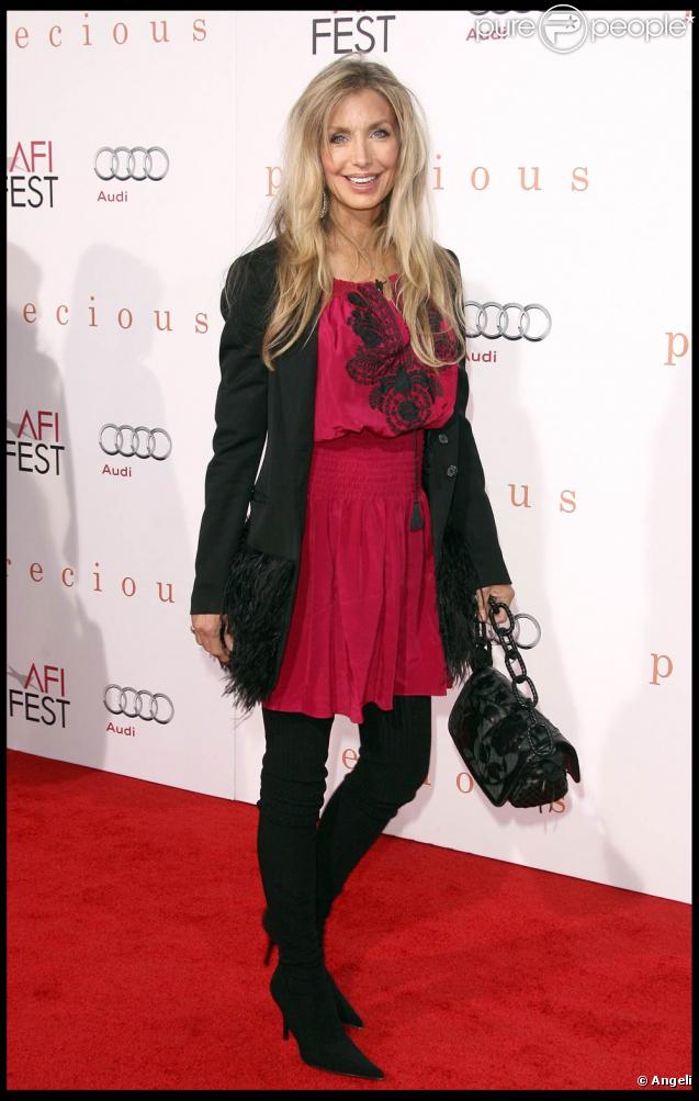 La ravissante Heather Thomas, à l'occasion de l'avant-première de  Precious , dans le cadre de l'AFI FEST 2009, au Graumann's Chinese Theatre de Los Angeles, le 1er novembre 2009 !