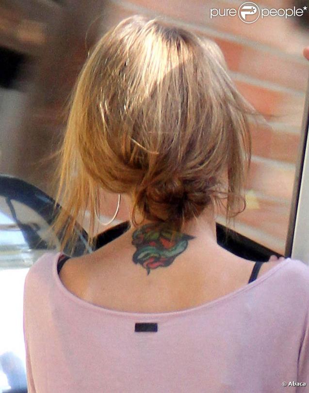 Audrina Patridge à l'aéroport de Los Angeles, le 30 octobre 2009