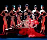 Dita von Teese irradie le Crazy Horse de Paris !