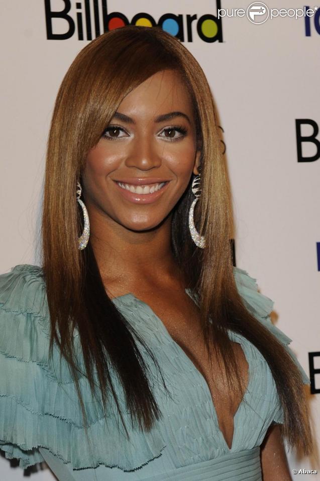 Beyoncé s'est produite devant le public déchaîné, en Egypte, ce vendredi 6 novembre.