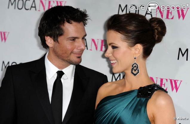 Len Wiseman et Kate Beckinsale, à l'occasion du 30e anniversaire du MOCA (le Musée d'Art Contemporain), à Los Angeles, le 14 novembre 2009. 